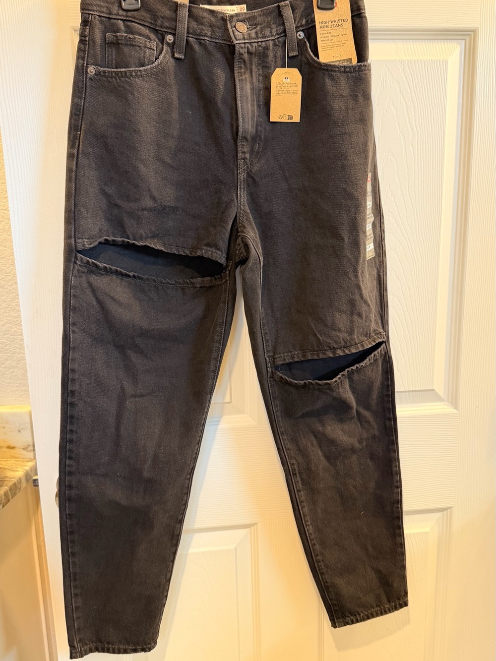 Levi's Black High Waisted Mom Jeans